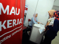 Daftar Lowongan Kerja Melalui Aplikasi Disini